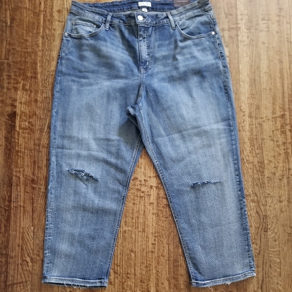 Ava & Viv Crop Jeans - Picture 1 of 5